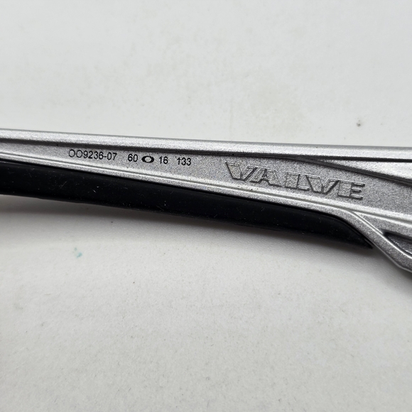 Oakley VALVE Silver Polarized Sunglasses with Yellow Lenses - Picture 2 of 7